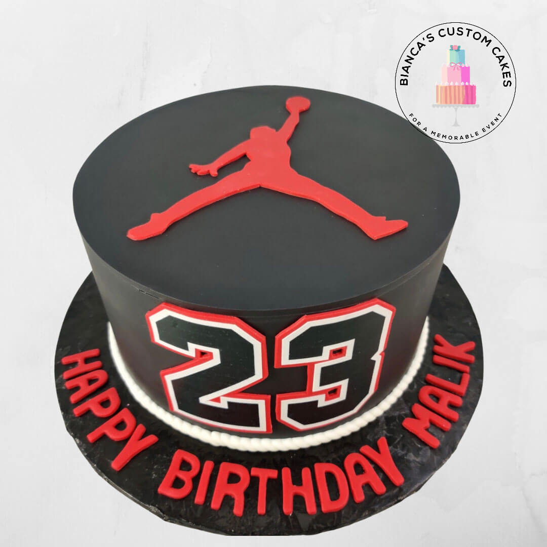 Custom Birthday Cakes - Bianca's Custom Cakes